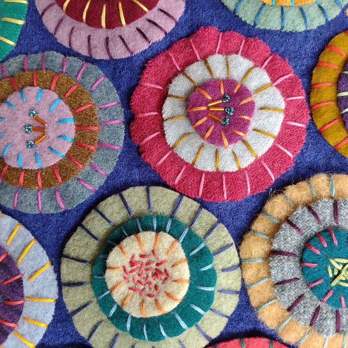 Teaser image for Intermediate Penny Rugs