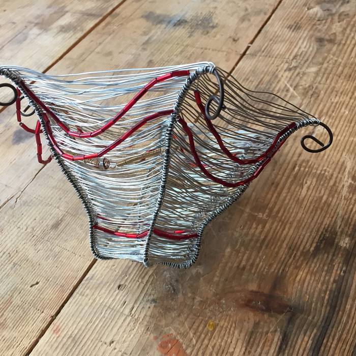 Teaser image for Luffarslöjd: Introduction to Wirework