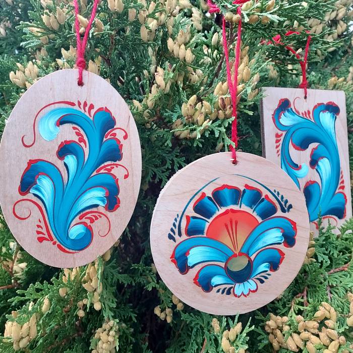 Teaser image for Rosemaling Holiday Ornaments