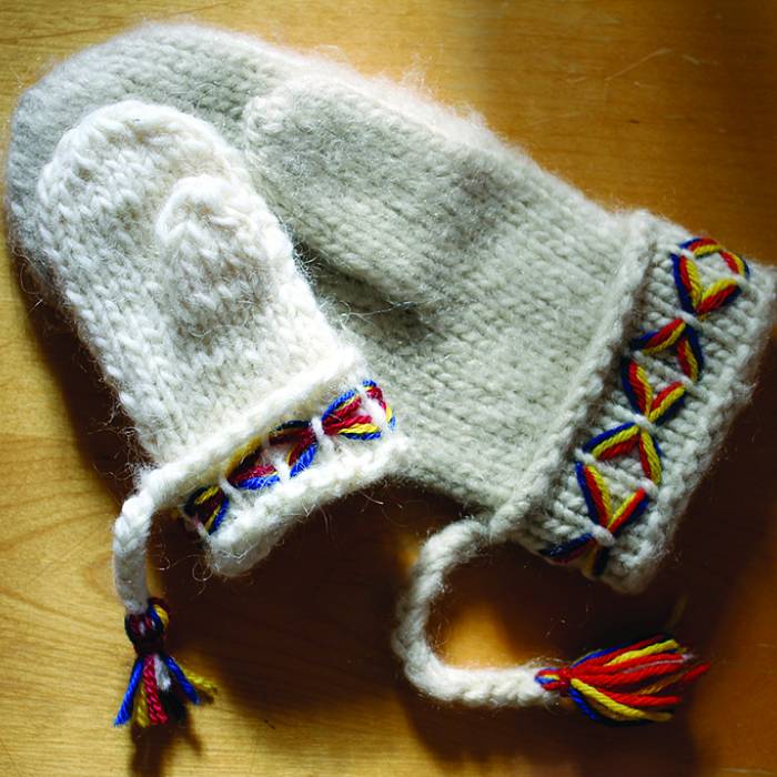 Lovikka mittens